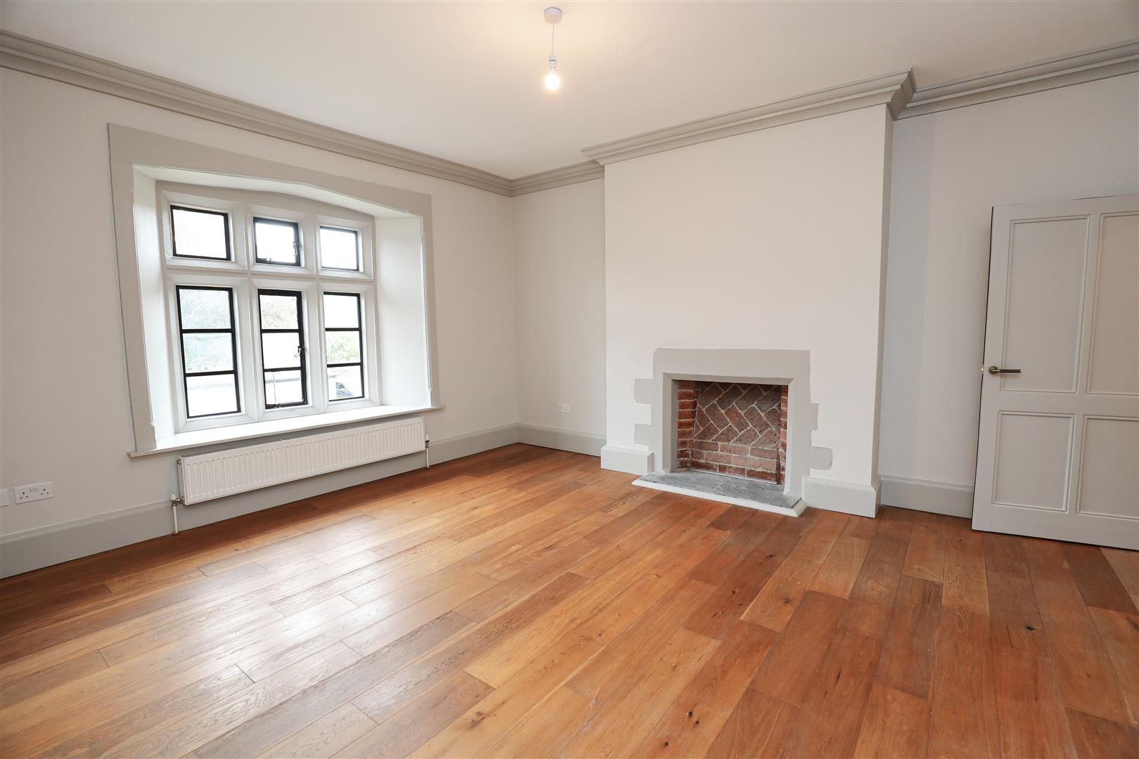 6 The Old Grammar School, Church Street, Cowbridge, CF71 7BB